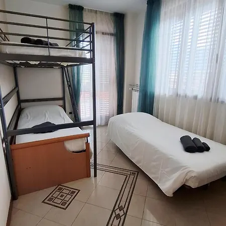 The Happy Goat Apartman
